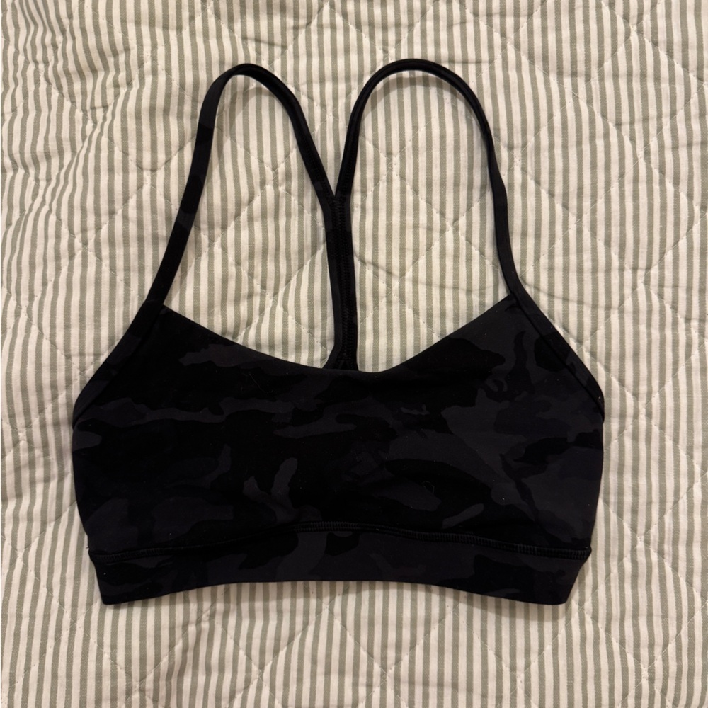Lululemon Camo Flow Y Bra